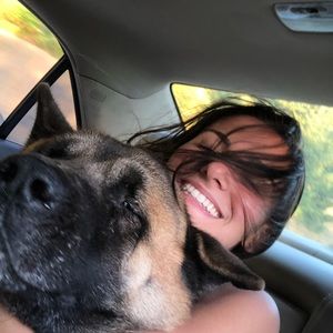 Meet your Posher, Anna